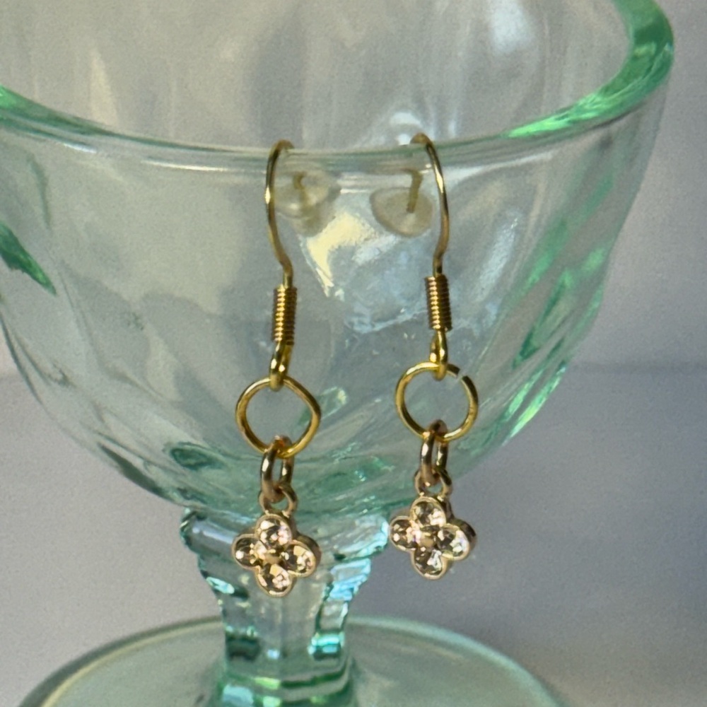 Elegant Gold and Rhinestones Flower Earrings